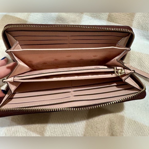 Kate Spade Wallet - Picture 2 of 3